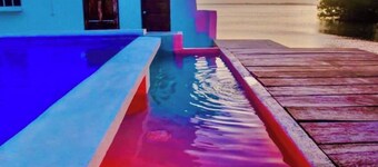 Tranquil Studio w Balcony/Pool by Sea/Airport/Rest