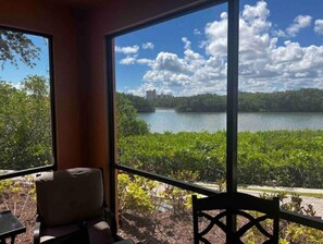 Interior - Ground Floor 2bed 2 bath Family Getaway on old Tampa Bay (Clearwater)