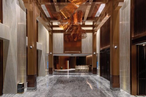 Golden Splendid Hotel