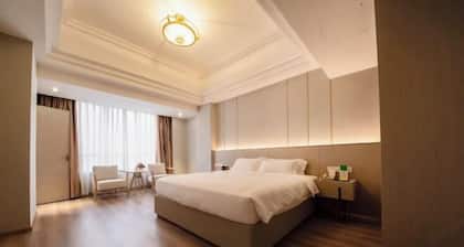 Golden Splendid Hotel