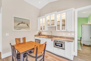 Uklassifisert bilde, 5 av 49, knapp