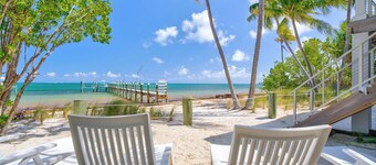 P04 - Spectacular 6 bedroom, 6 bath home is a rare beach front beauty!