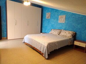 2 camere, ferro/asse da stiro, Wi-Fi, lenzuola