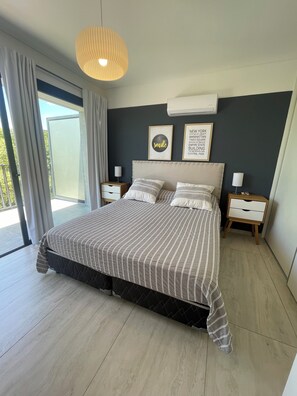 1 chambre, accès au Wi-Fi (inclus), literie fournie
