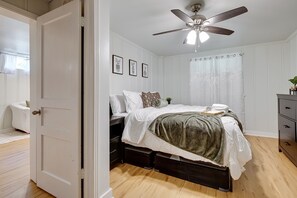 1 chambre, bureau, accès au Wi-Fi (inclus), literie fournie