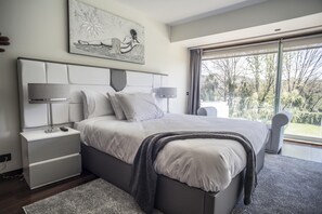 6 chambres, Wi-Fi, draps fournis
