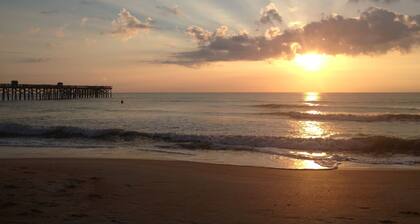 Tropical Hideaway in Downtown Flagler Beach