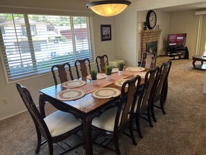 تناول الطعام