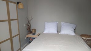 3 slaapkamers, een bureau, gratis wifi, beddengoed