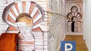 المنشأة من الداخل