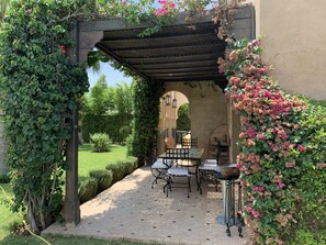 Outdoor dining - Rita House le Petit Paradis sur Terre (Marrakech)