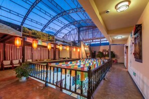 Indoor pool - Shangri-La Near Ancient Building Inn (Shangri-La)