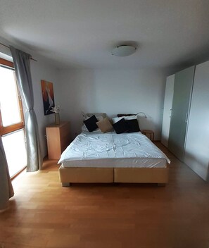 2 slaapkamers, wifi, beddengoed