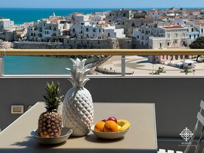 Panoramic Apartment | Terrace/patio - Infinito - Attico sul Mare (Vieste)
