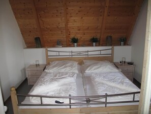 3 Schlafzimmer, Bügeleisen/Bügelbrett, WLAN