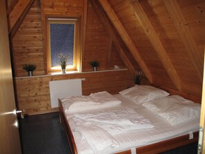 3 dormitoris, planxa i posts de planxar i wifi