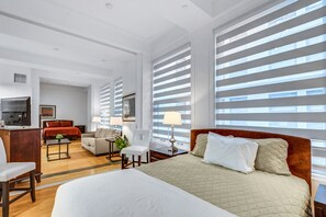 Deluxe Apartment, 2 Bedrooms, 2 Bathrooms | Free WiFi, bed sheets - Oneluxstay At HWH LA Downtown (Los Angeles)