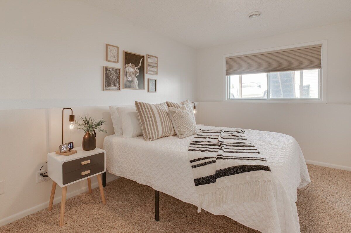 3 bedrooms, iron/ironing board, travel crib, free WiFi