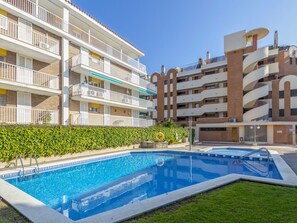 Pool - Rosalía by Interhome (Torredembarra)