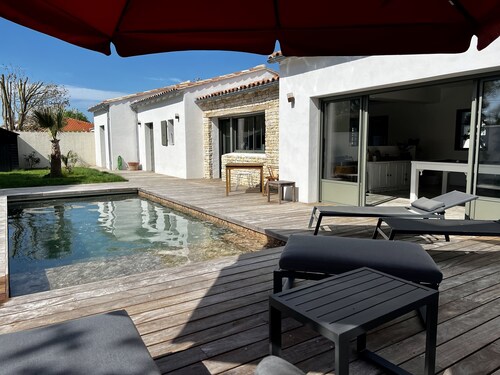 Maison spacieuse avec Piscine et Spa à 5 minutes de La Rochelle
