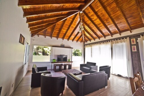 Casa en Alquiler Pinamar Shaw