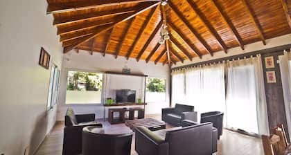 Casa en Alquiler Pinamar Shaw