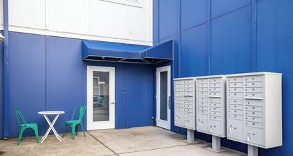 Top Floor Apartment Downtown