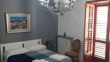 3 chambres, fer et planche Ă repasser, Wi-Fi, draps fournis