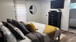 3 bedrooms, WiFi, bed sheets