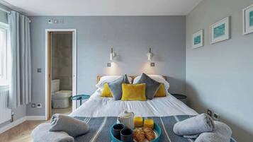 3 bedrooms, iron/ironing board, travel cot, WiFi