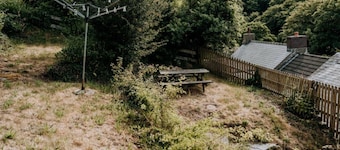 Cute and cosy 2 bed cottage in beautiful Solva