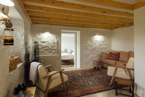 TV, fireplace, video games