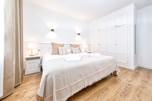 2 Schlafzimmer, Zimmersafe, Bügeleisen/Bügelbrett, kostenloses WLAN