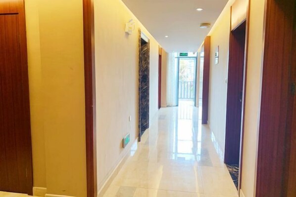 Interior - Xingyu Theme Hotel (Huangshan Scenic Area) (Huangshan)