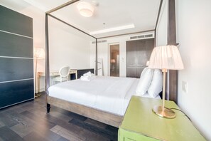 1 bedroom, iron/ironing board, free WiFi