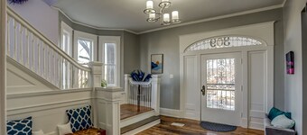 Memphis Home of the Blues 5 Star,1mi. to downtown, midtown. Gated, FREE parking