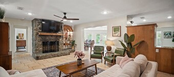 The Mangos Beach House - Sleeps 26