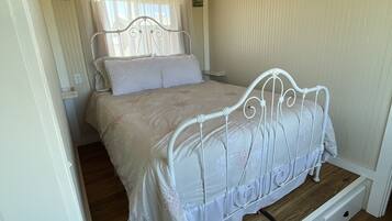 1 chambre, bureau, Wi-Fi gratuit, draps fournis