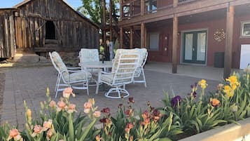 Classic Room, Non Smoking, Patio | Terrace/patio