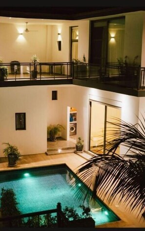 Pool - Home Away From Home (Nguaparou)