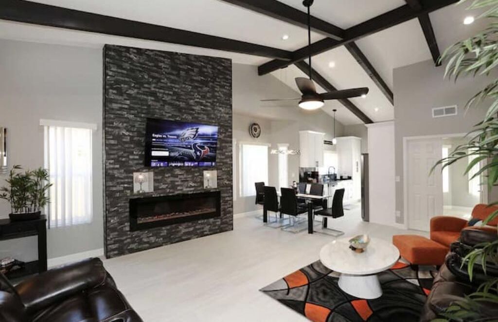 3 Bedroom European Style Home in Fountain Hills with Private Pool!