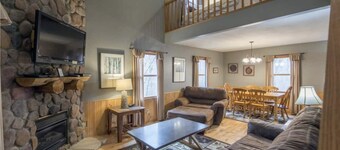 Turkey Run Cabin | Hocking Hills, Hot Tub