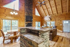 Interior - Sieri Glen Cabin | Hocking Hills, Sleeps 14 (Logan)