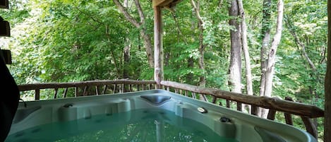 Bain à remous extérieur