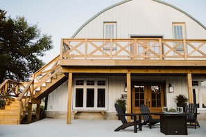 Exterior - O'Halloran House-Feathered Acres Learning Farm & Inn (Belgrade)