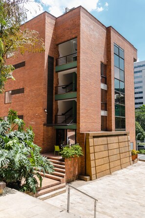 Front of property - HOTEL BAMBU MILLA DE ORO (Medellín)
