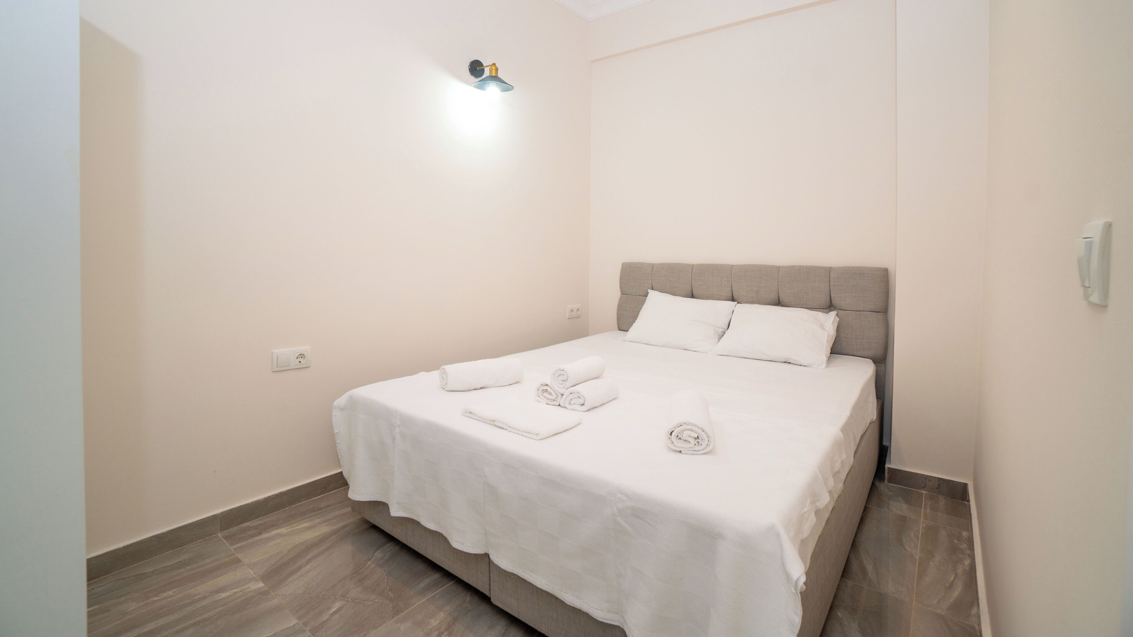 Premium bedding, individually decorated, desk, laptop workspace