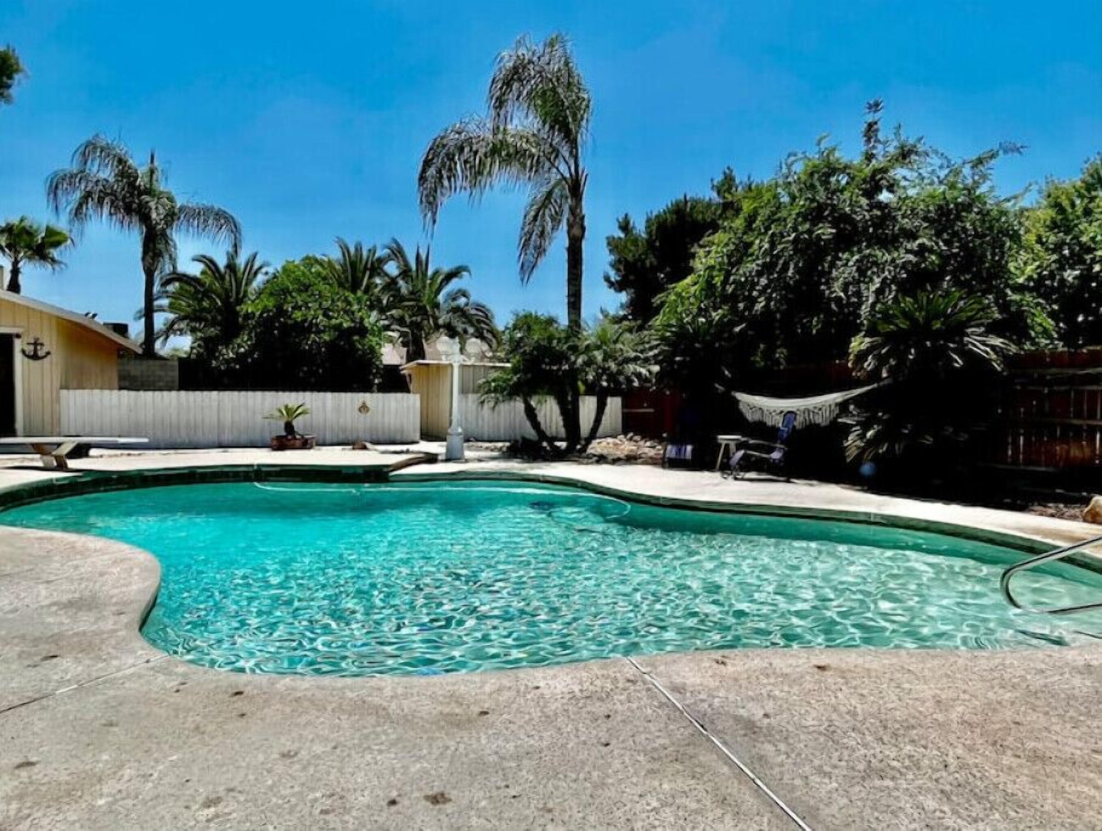 Hidden Gem Pool | Game Room