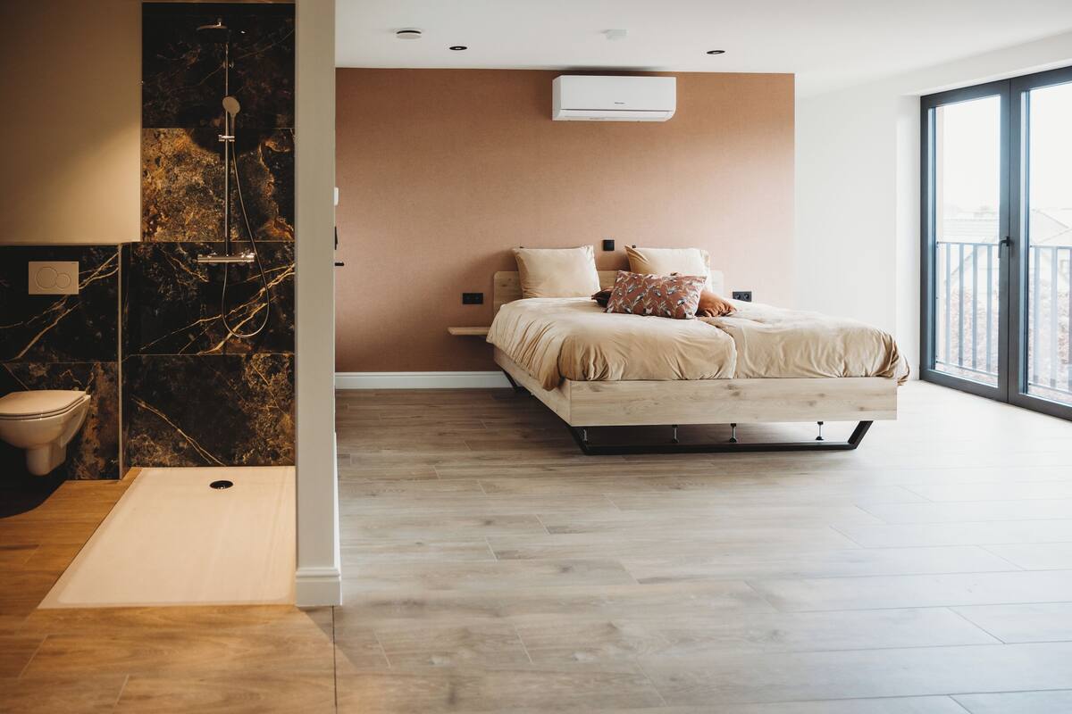 Superior Quadruple Room | Desk, laptop workspace, free WiFi, bed sheets