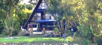 Chalet al Borde del Lago , con Jacuzzi y Muelle Privado